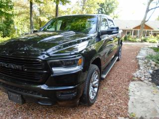 2019 RAM 1500 SLT - Photo #2