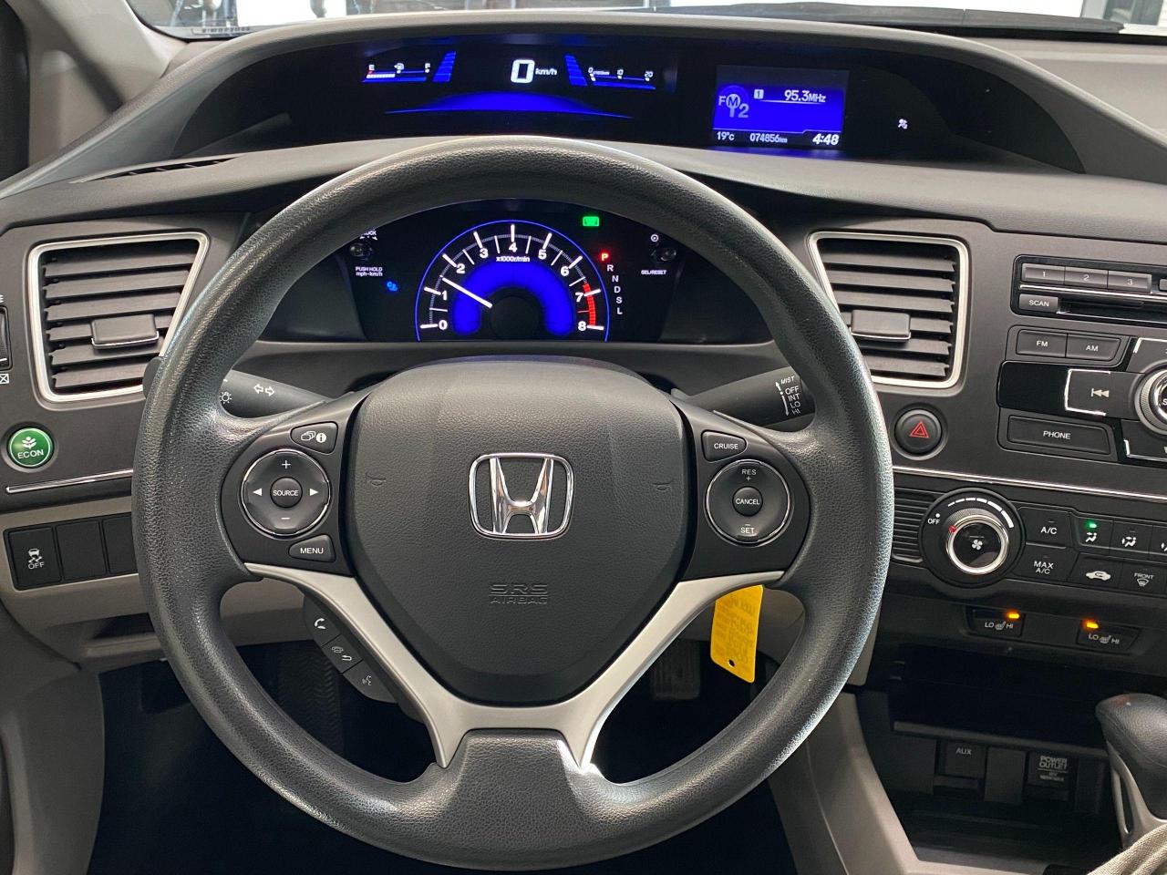 2014 Honda Civic LX+Bluetooth+Heated Seats+A/C+CLEAN CARFAX Photo9