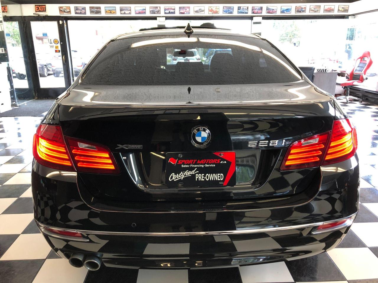 2015 BMW 5 Series 528i xDrive+GPS+Camera+Roof+CLEAN CARFAX - Photo #3