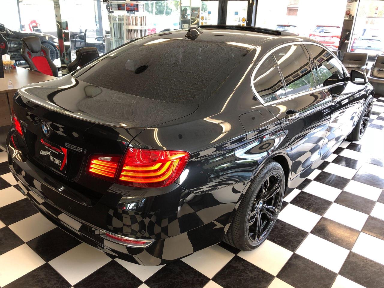 2015 BMW 5 Series 528i xDrive+GPS+Camera+Roof+CLEAN CARFAX - Photo #4