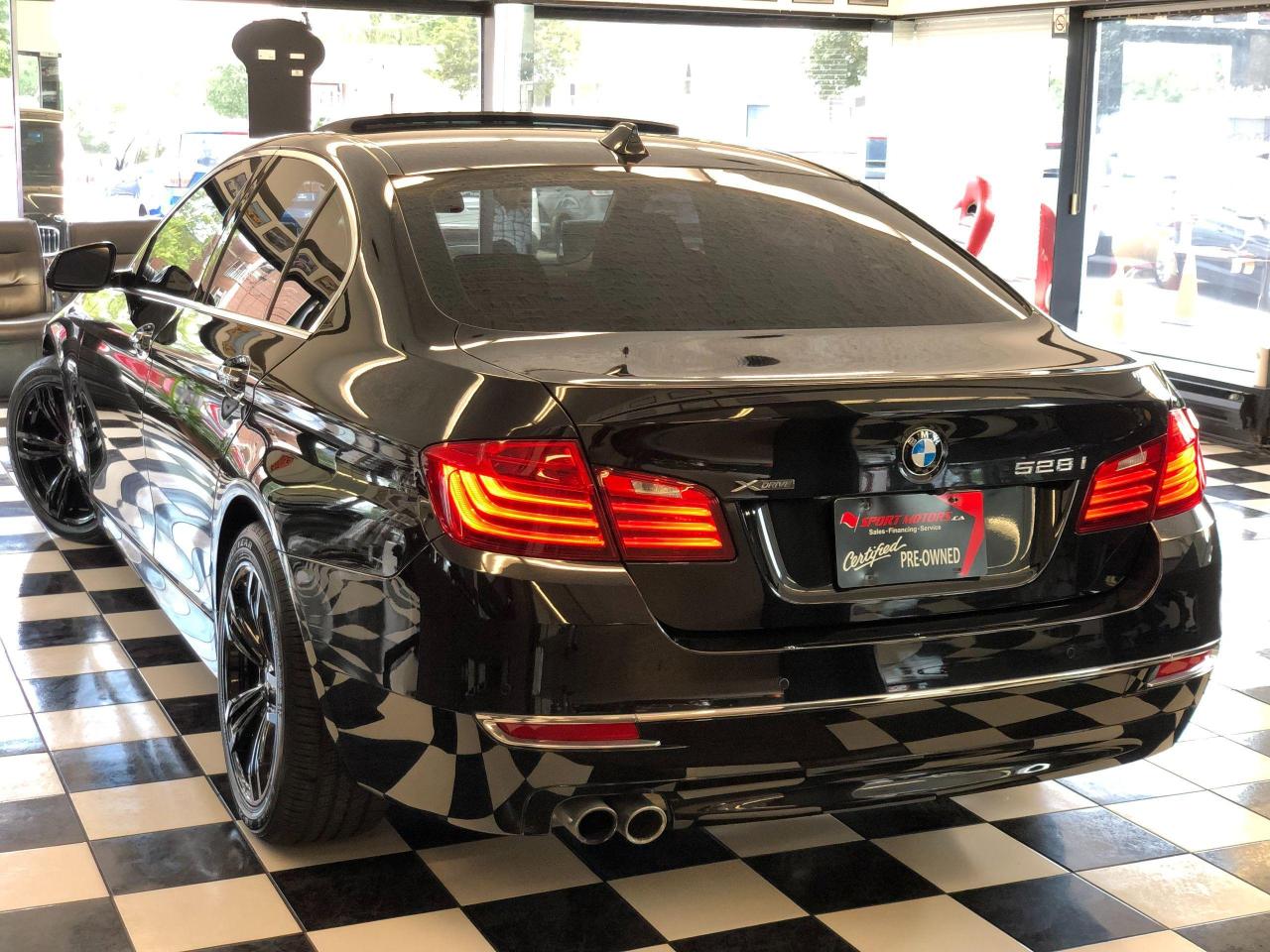 2015 BMW 5 Series 528i xDrive+GPS+Camera+Roof+CLEAN CARFAX - Photo #12