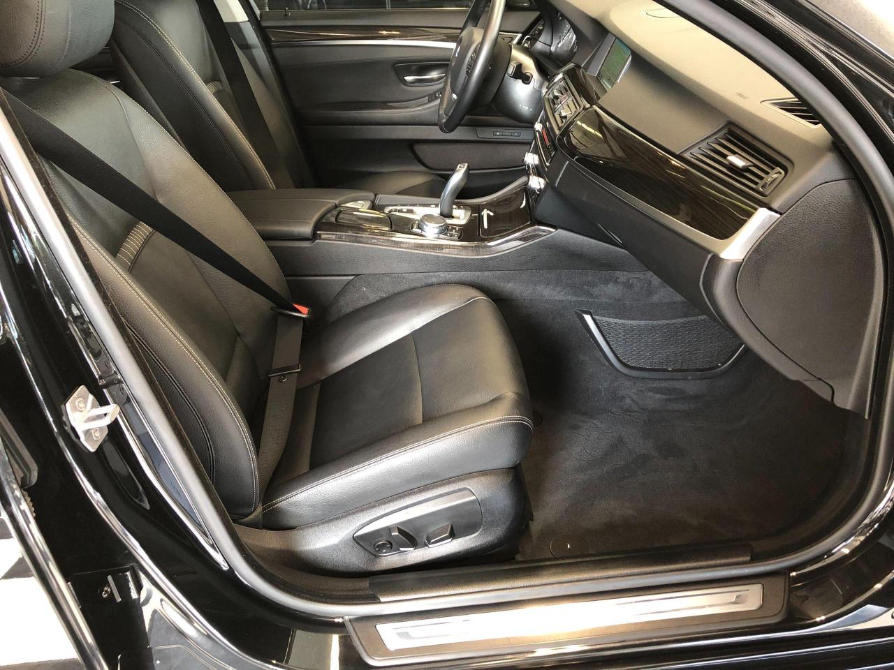 2015 BMW 5 Series 528i xDrive+GPS+Camera+Roof+CLEAN CARFAX - Photo #19