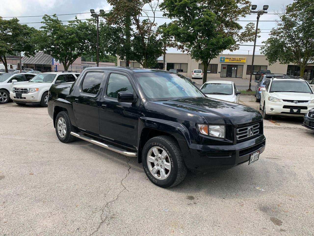 2006 Honda Ridgeline EX-L - Photo #2