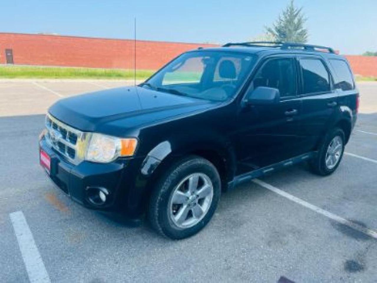 Used 2010 Ford Escape 4WD 4DR V6 AUTO XLT for sale in Mississauga, ON