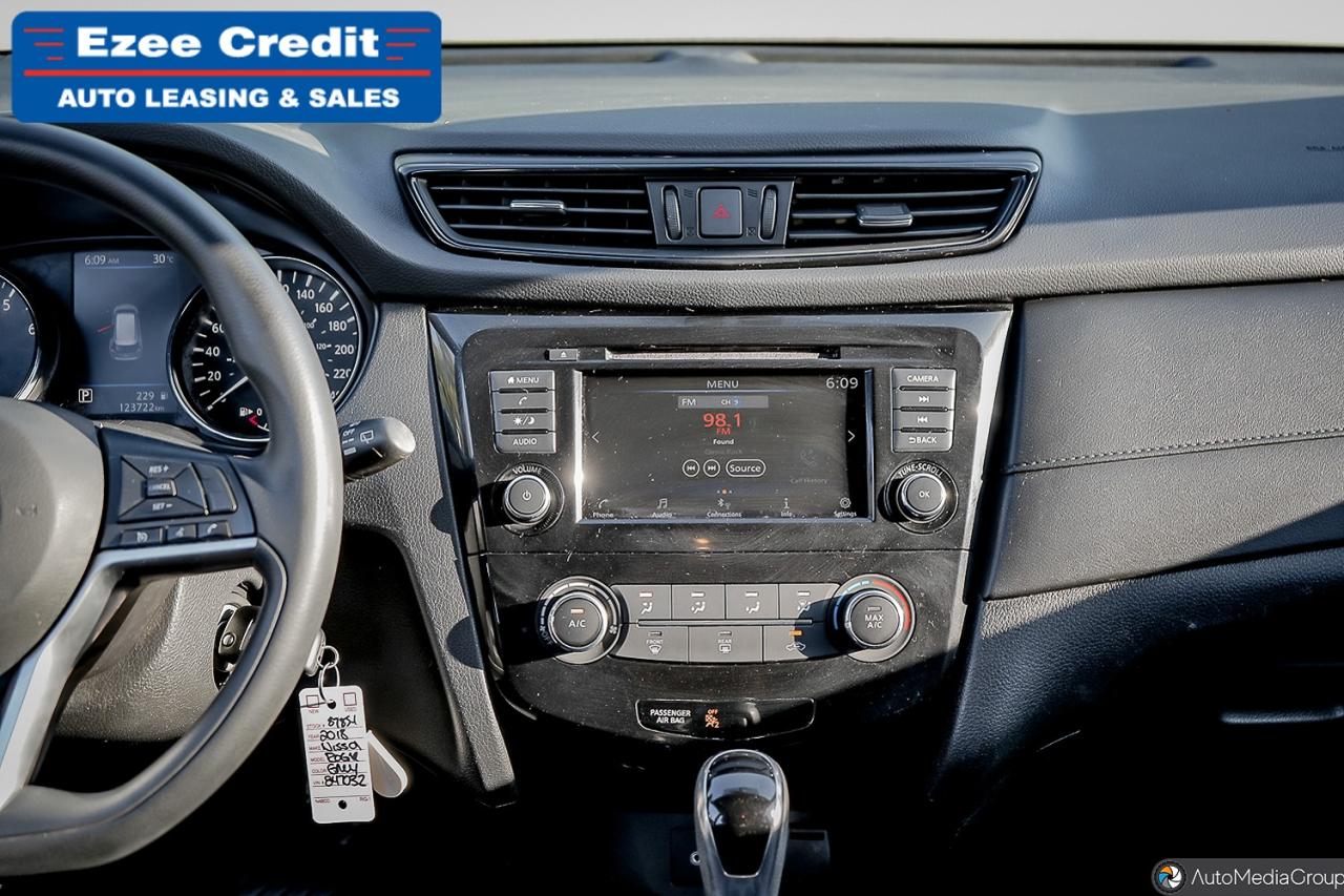 2018 Nissan Rogue S Photo15
