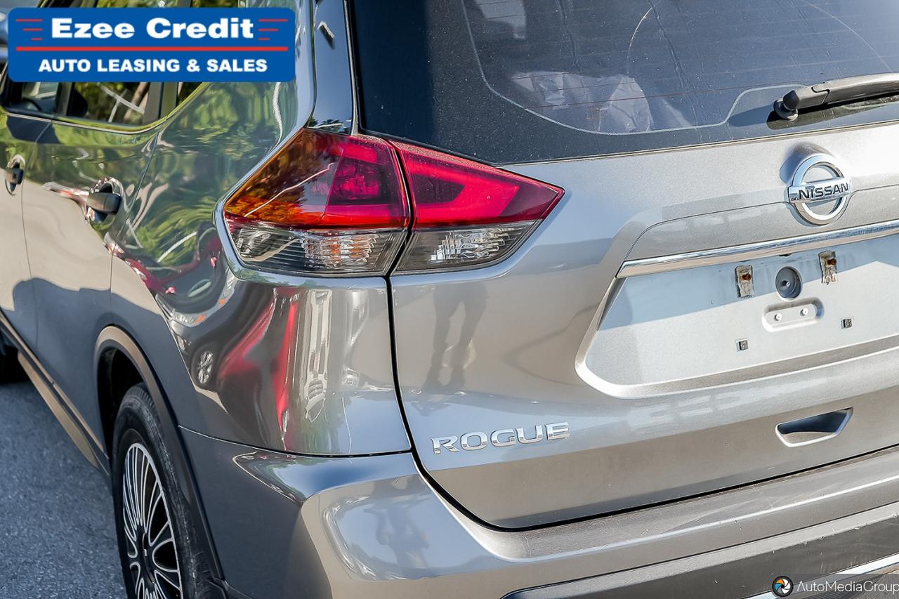 2018 Nissan Rogue S Photo32