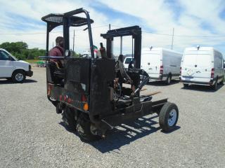 2010 Moffett HITCH HICKER 350 FORK LIFT - Photo #12