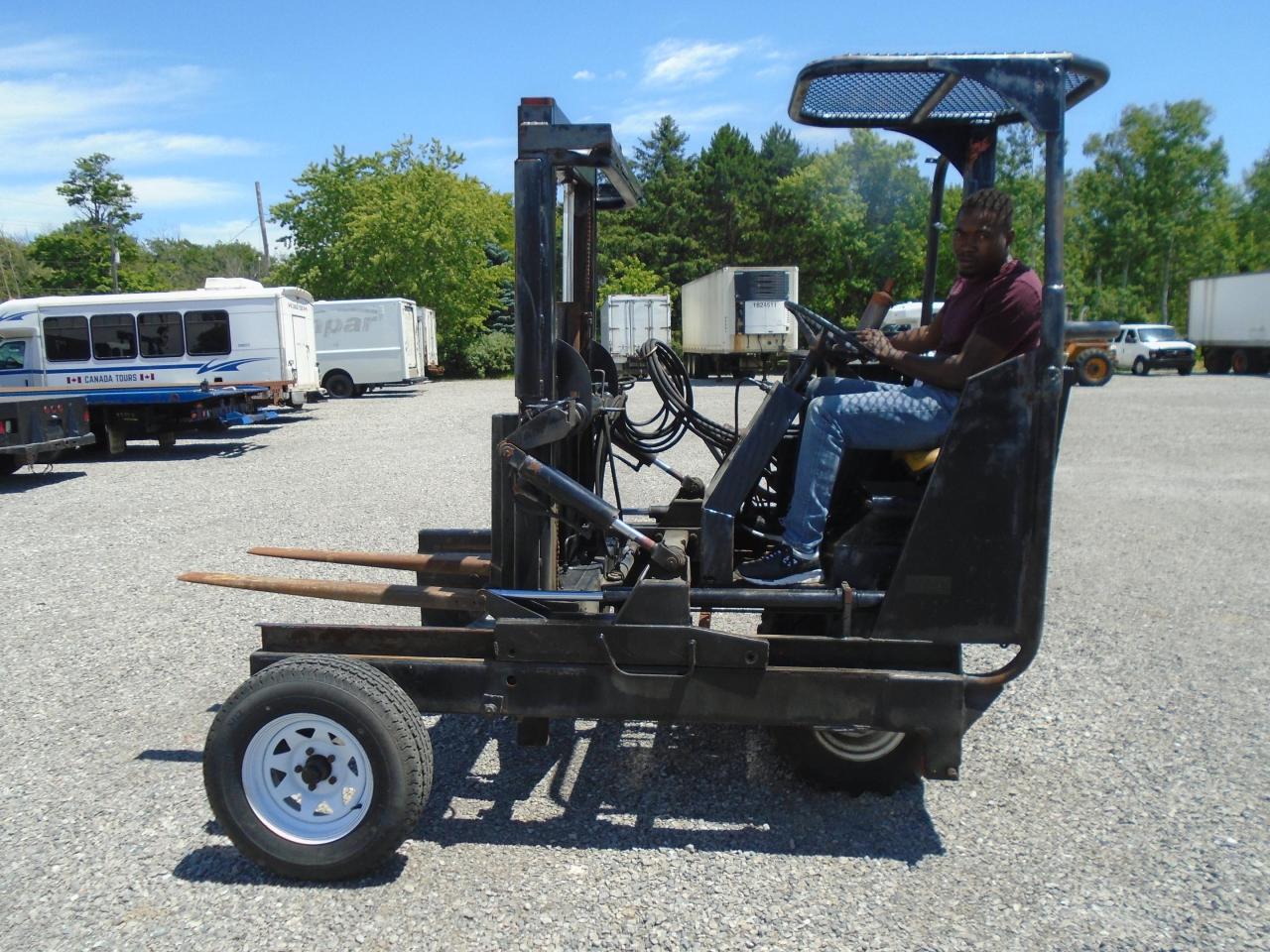 2010 Moffett HITCH HIKER 350 FORK LIFT - Photo #23