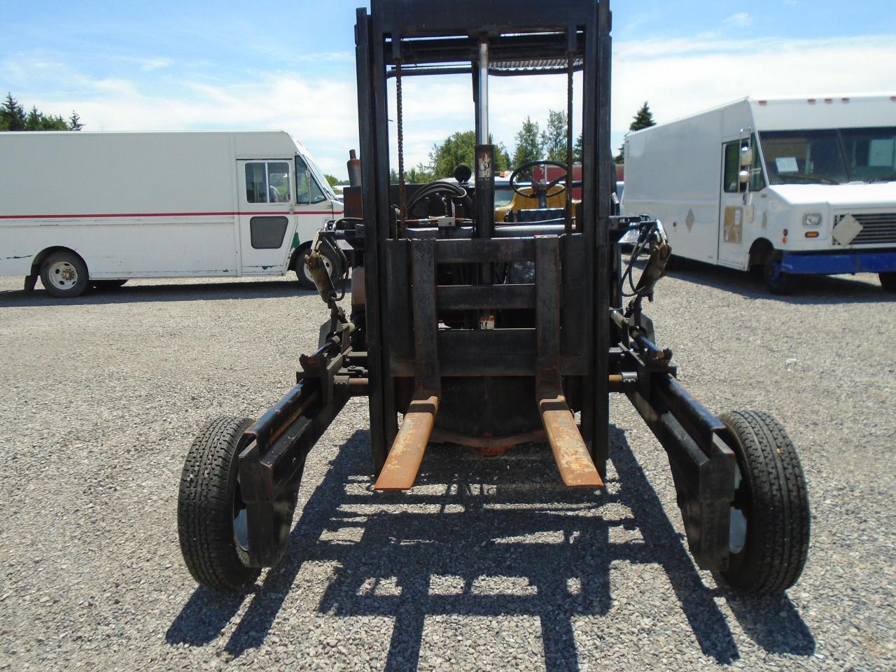 2010 Moffett HITCH HIKER 350 FORK LIFT - Photo #31