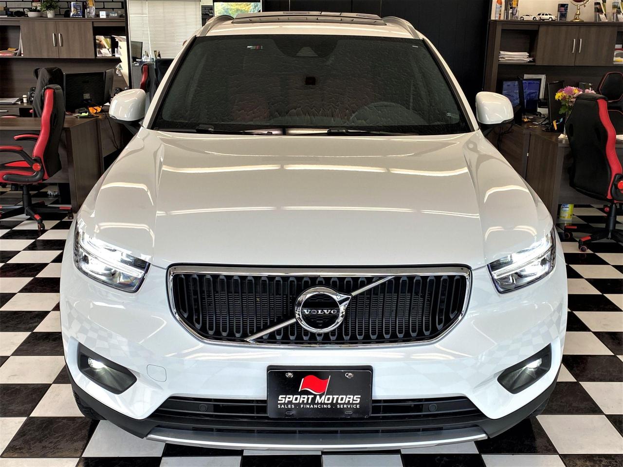2020 Volvo XC40 Momentum+Red Leather+Lane Keep+CLEAN CARFAX - Photo #6