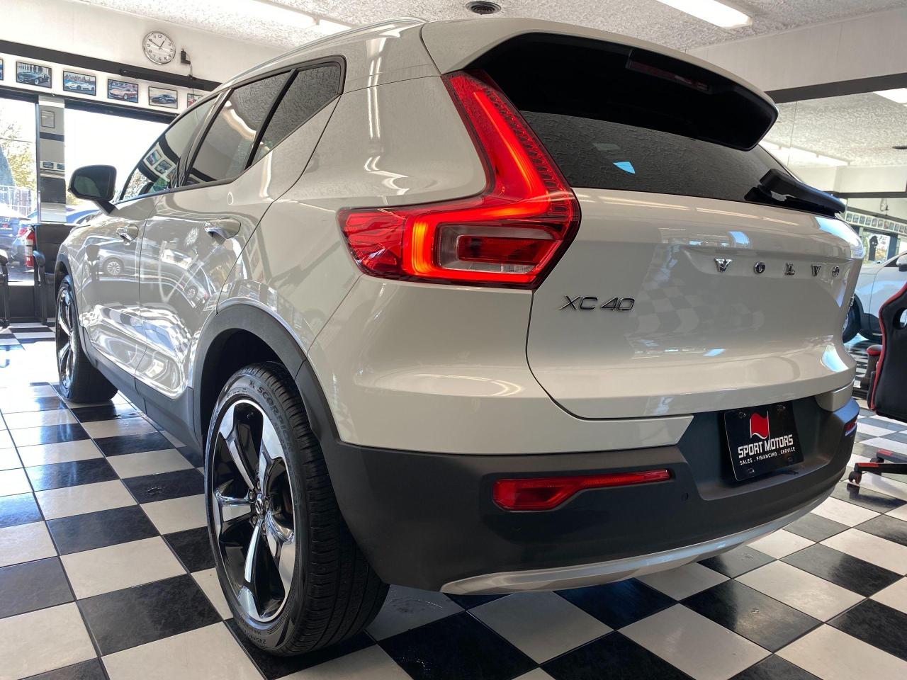 2020 Volvo XC40 Momentum+Red Leather+Lane Keep+CLEAN CARFAX - Photo #47