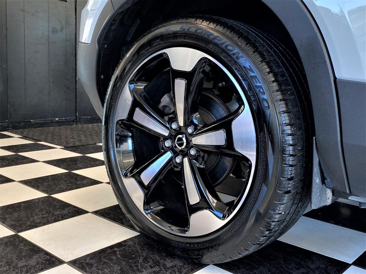 2020 Volvo XC40 Momentum+Red Leather+Lane Keep+CLEAN CARFAX - Photo #65