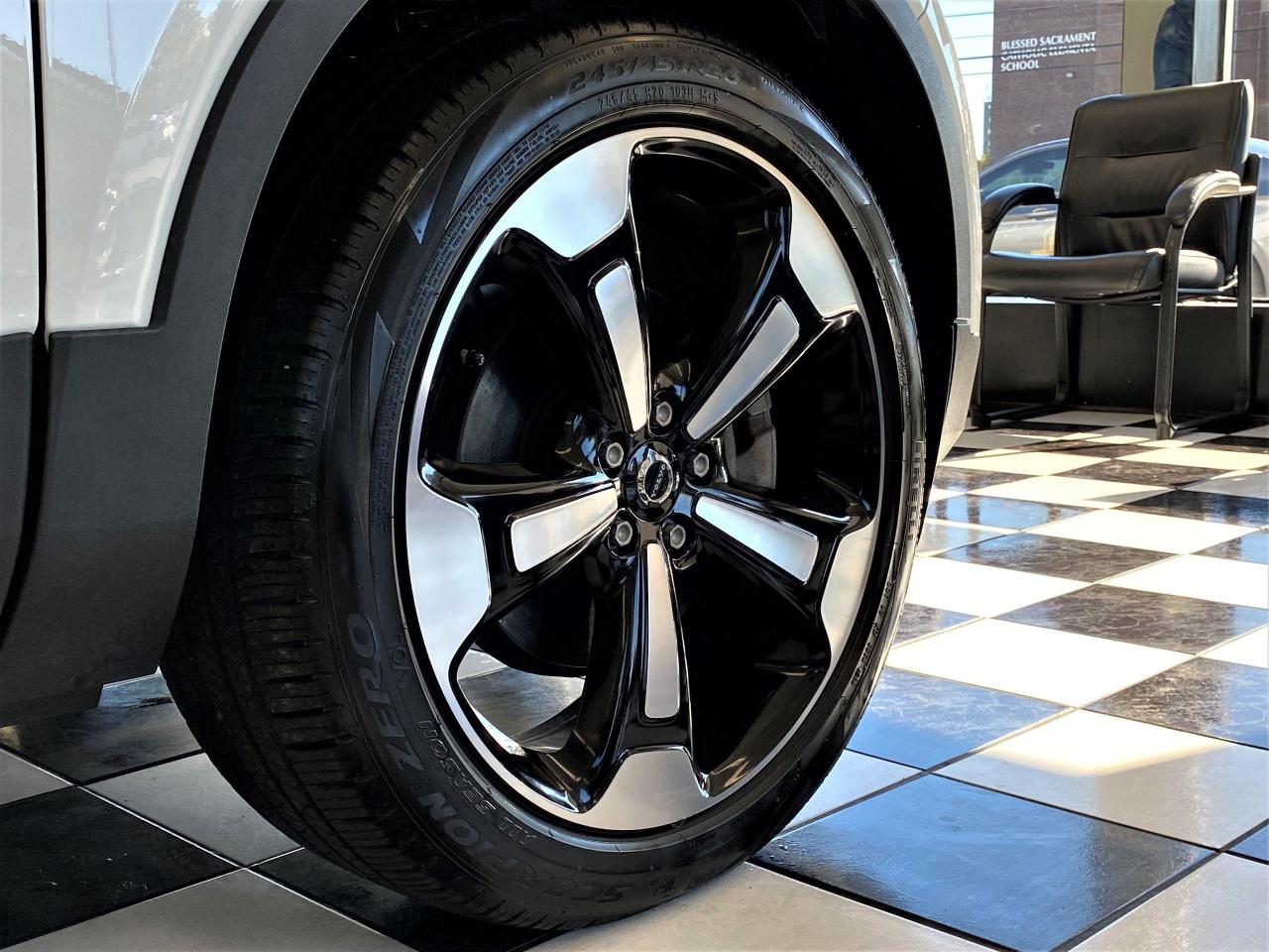 2020 Volvo XC40 Momentum+Red Leather+Lane Keep+CLEAN CARFAX - Photo #66