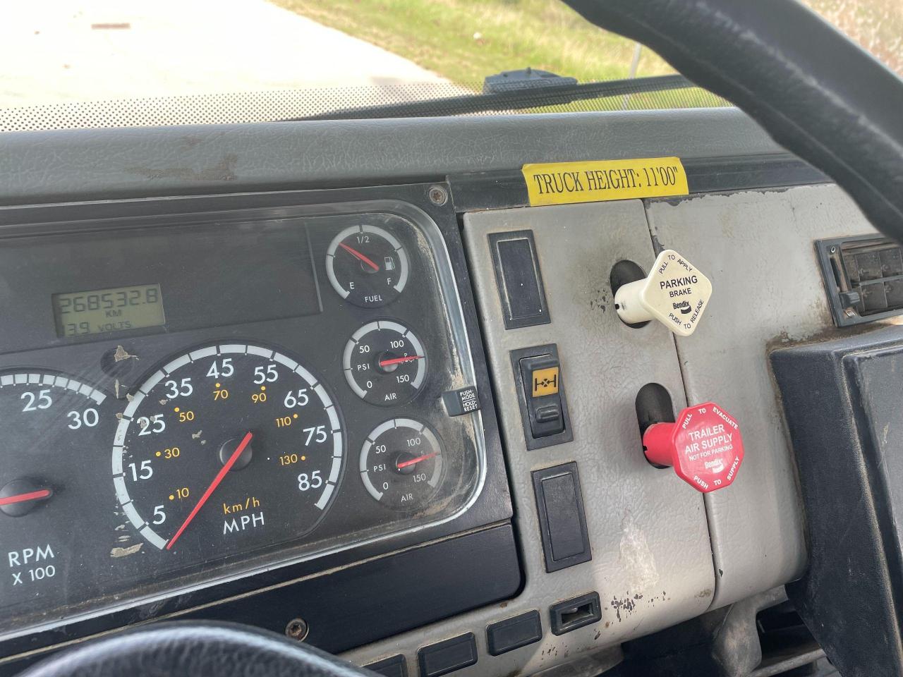 2003 Freightliner FL80 DIGGER BUCKET TRUCK- ALTEC D945TC - Photo #20