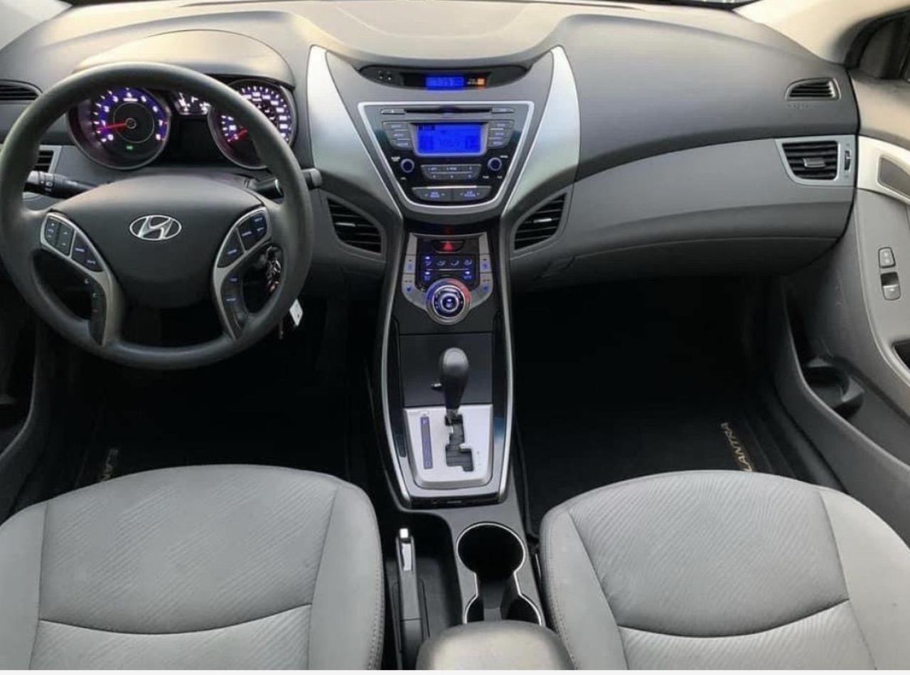 2013 Hyundai Elantra GL Photo3