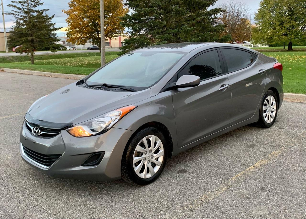 2013 Hyundai Elantra GL - Photo #1