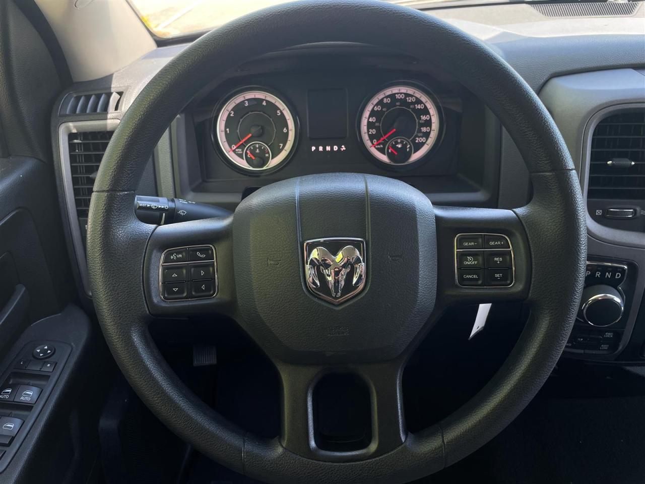 7877712