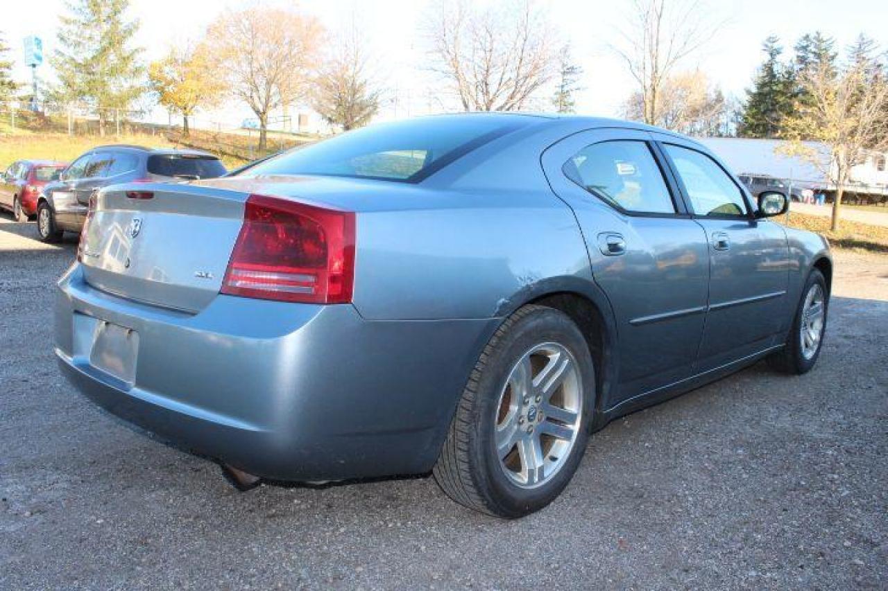2007 Dodge Charger SE Photo2