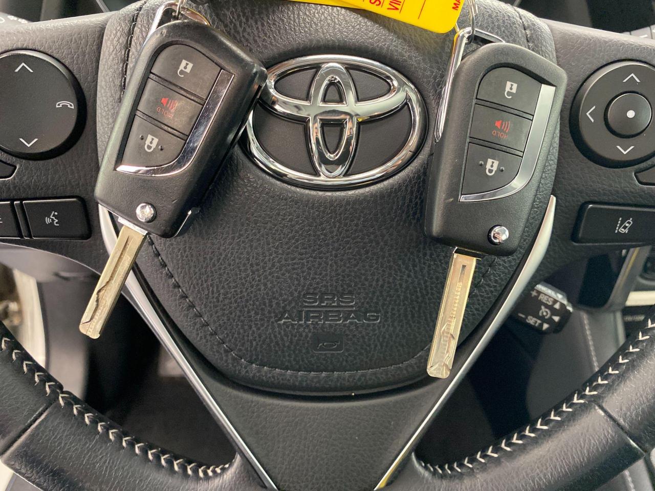 2018 Toyota Corolla iM IM+Camera+Heated Seats+Lane Keep+CLEAN CARFAX - Photo #16