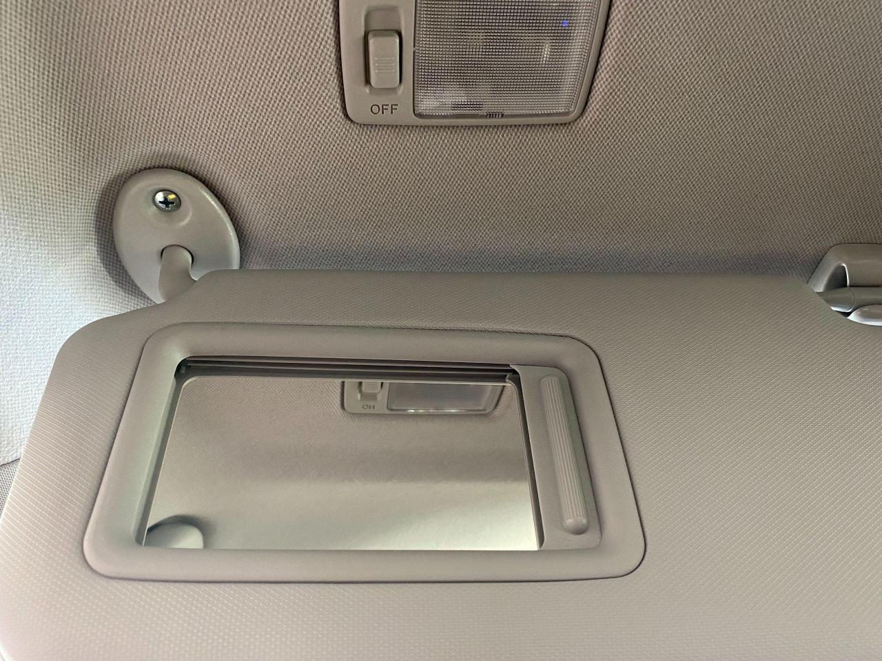 2018 Toyota Corolla iM IM+Camera+Heated Seats+Lane Keep+CLEAN CARFAX - Photo #44