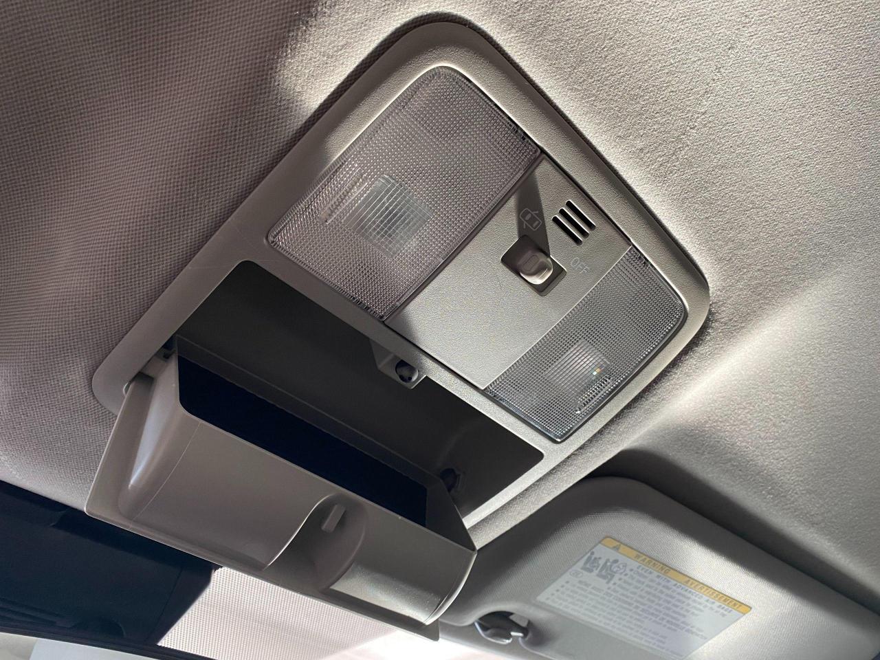 2018 Toyota Corolla iM IM+Camera+Heated Seats+Lane Keep+CLEAN CARFAX - Photo #46