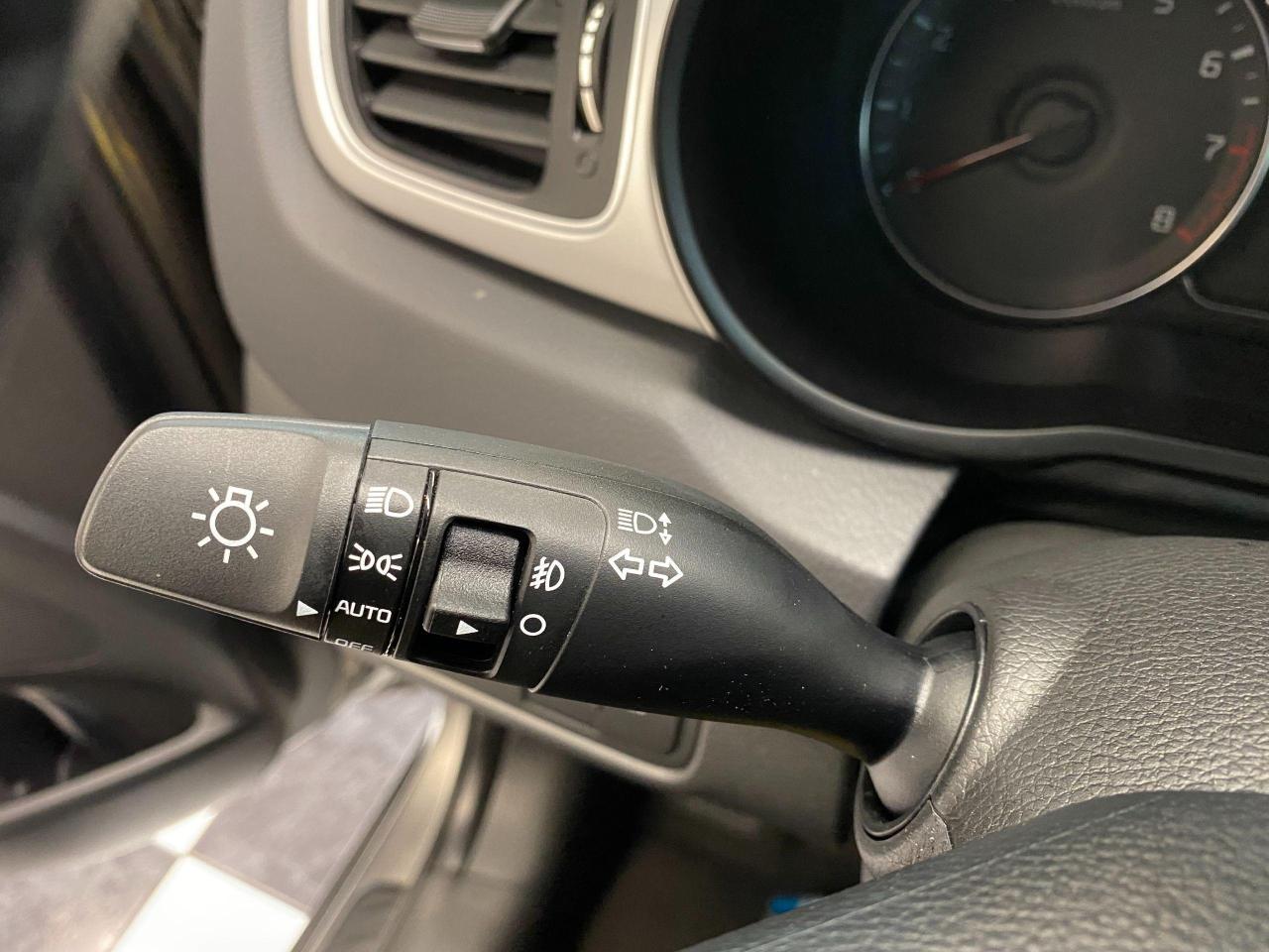 2017 Kia Rondo LX+Bluetooth+Heated Seats+Cruise+CLEAN CARFAX - Photo #32