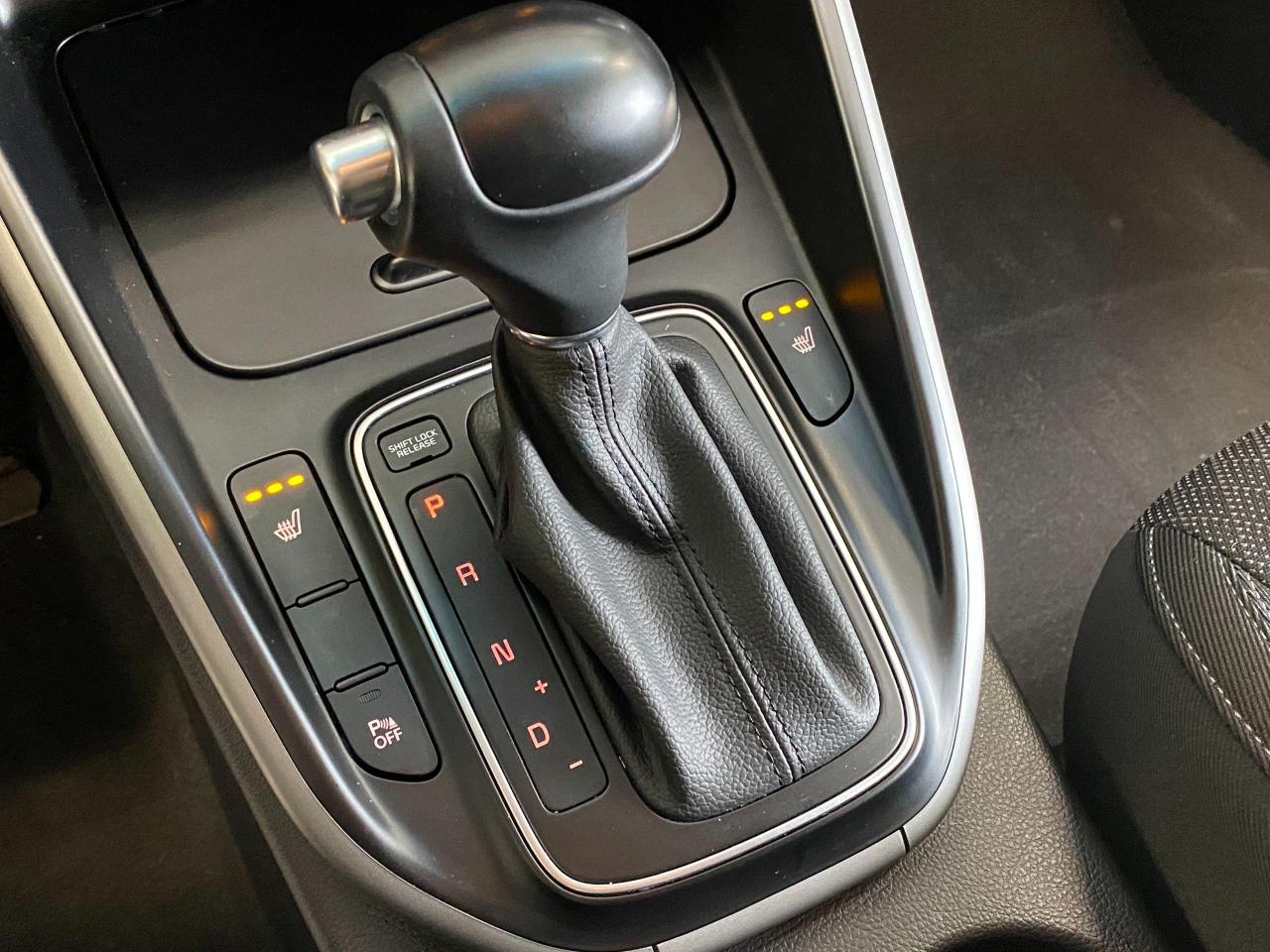 2017 Kia Rondo LX+Bluetooth+Heated Seats+Cruise+CLEAN CARFAX - Photo #38
