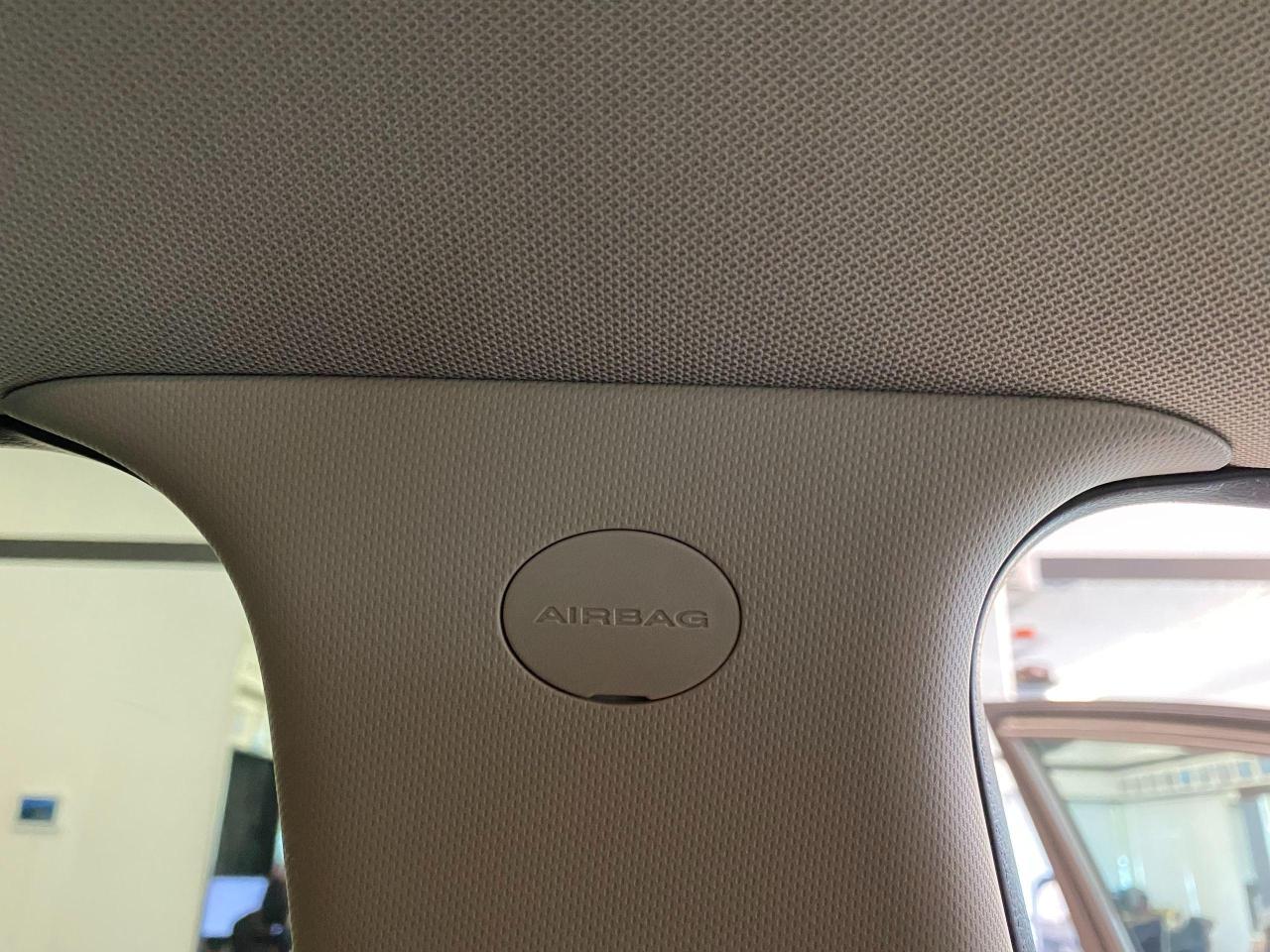 2017 Kia Rondo LX+Bluetooth+Heated Seats+Cruise+CLEAN CARFAX - Photo #45