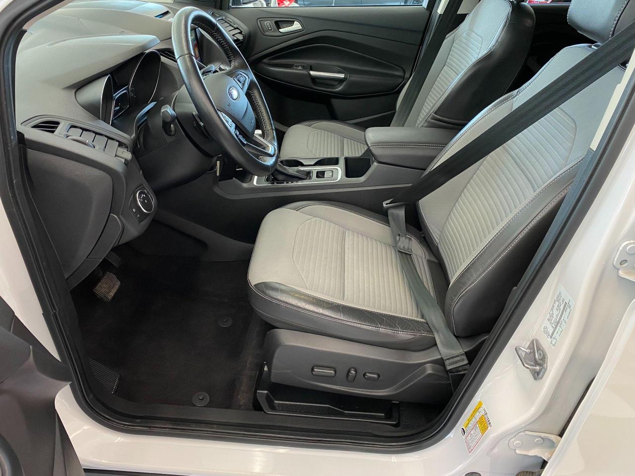 2017 Ford Escape SE 4WD+GPS+ApplePlay+Camera+CLEAN CARFAX Photo91