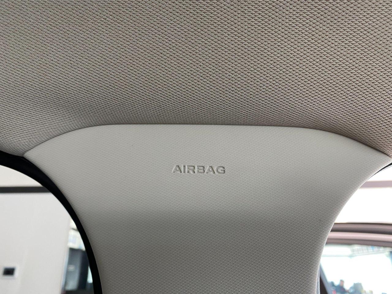 2017 Ford Escape SE 4WD+GPS+ApplePlay+Camera+CLEAN CARFAX - Photo #44