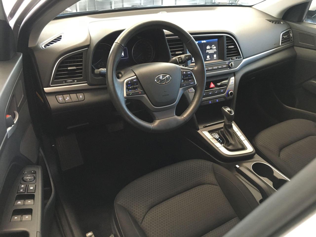 2017 Hyundai Elantra GL+ApplePlay+Camera+Blind Spot+CLEAN CARFAX Photo80