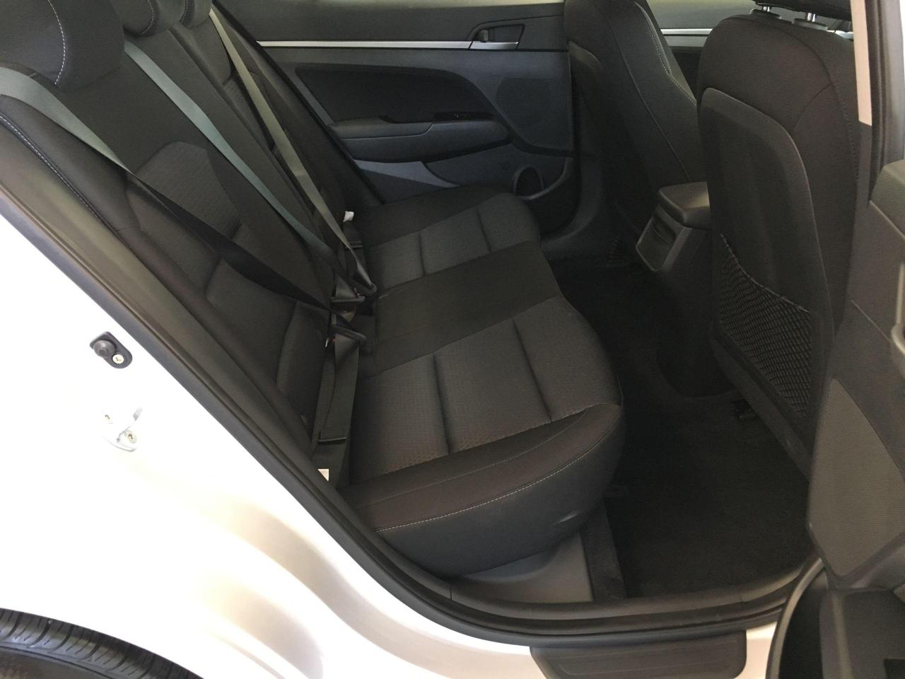 2017 Hyundai Elantra GL+ApplePlay+Camera+Blind Spot+CLEAN CARFAX Photo86