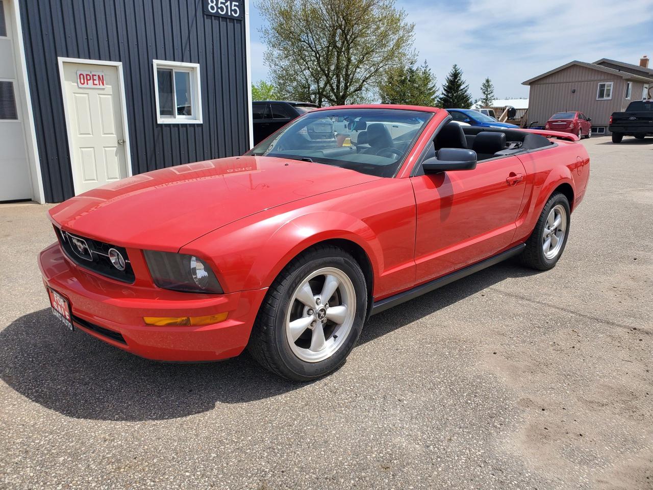 2006 Ford Mustang Convertible - Photo #9