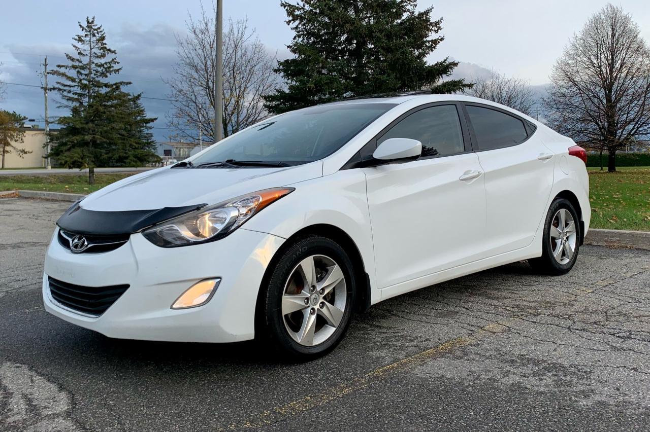 2012 Hyundai Elantra GLS Photo2
