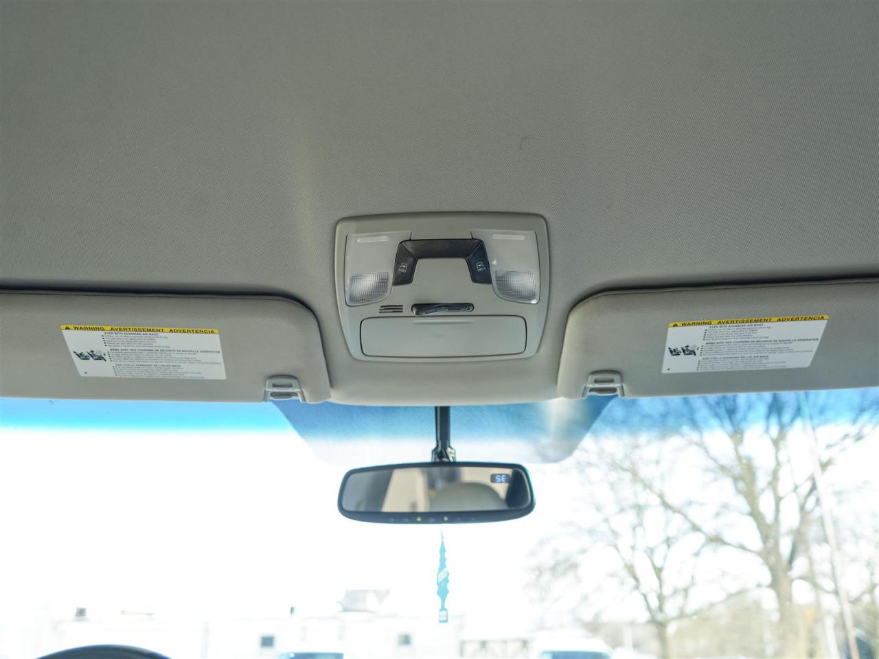 2017 Toyota Sienna LE | NO ACCIDENTS | 8 PASS | UPGRADED RADIO Photo