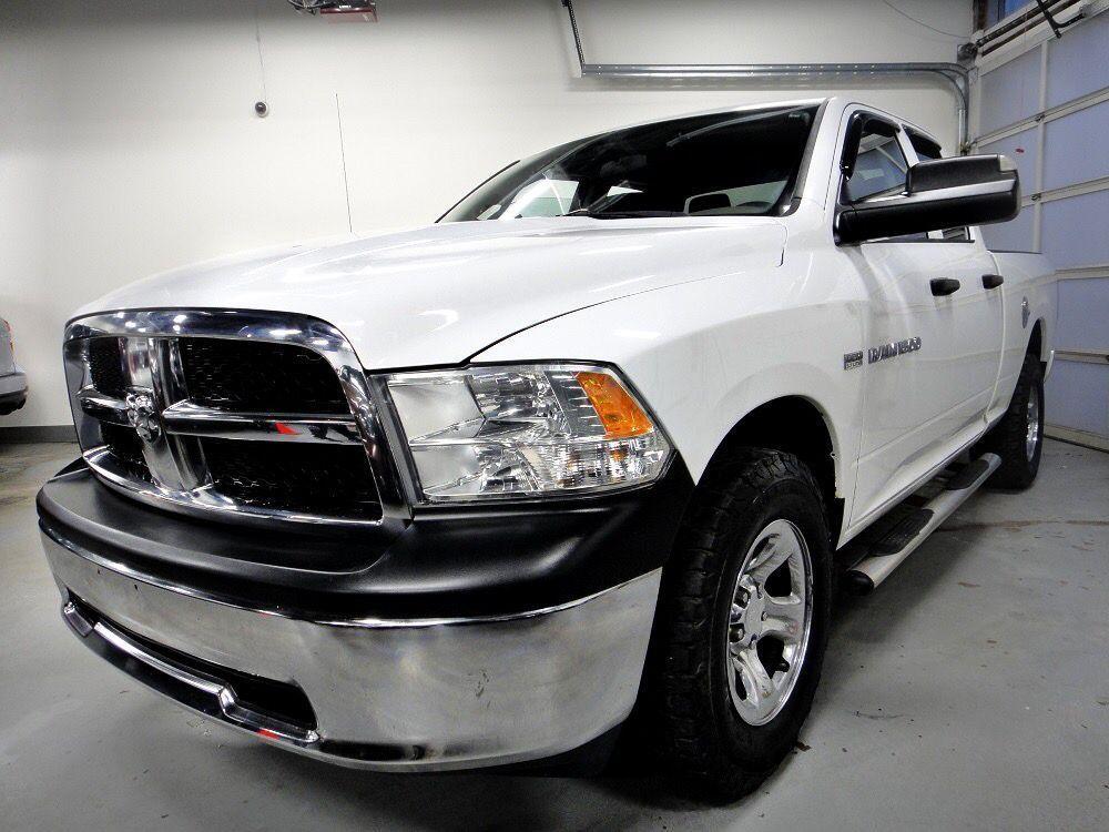 2012 RAM 1500 ST MODEL, 4X4, HEMI,MINT CONDTION - Photo #3