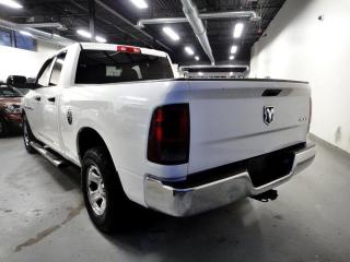 2012 RAM 1500 ST MODEL, 4X4, HEMI,MINT CONDTION - Photo #6