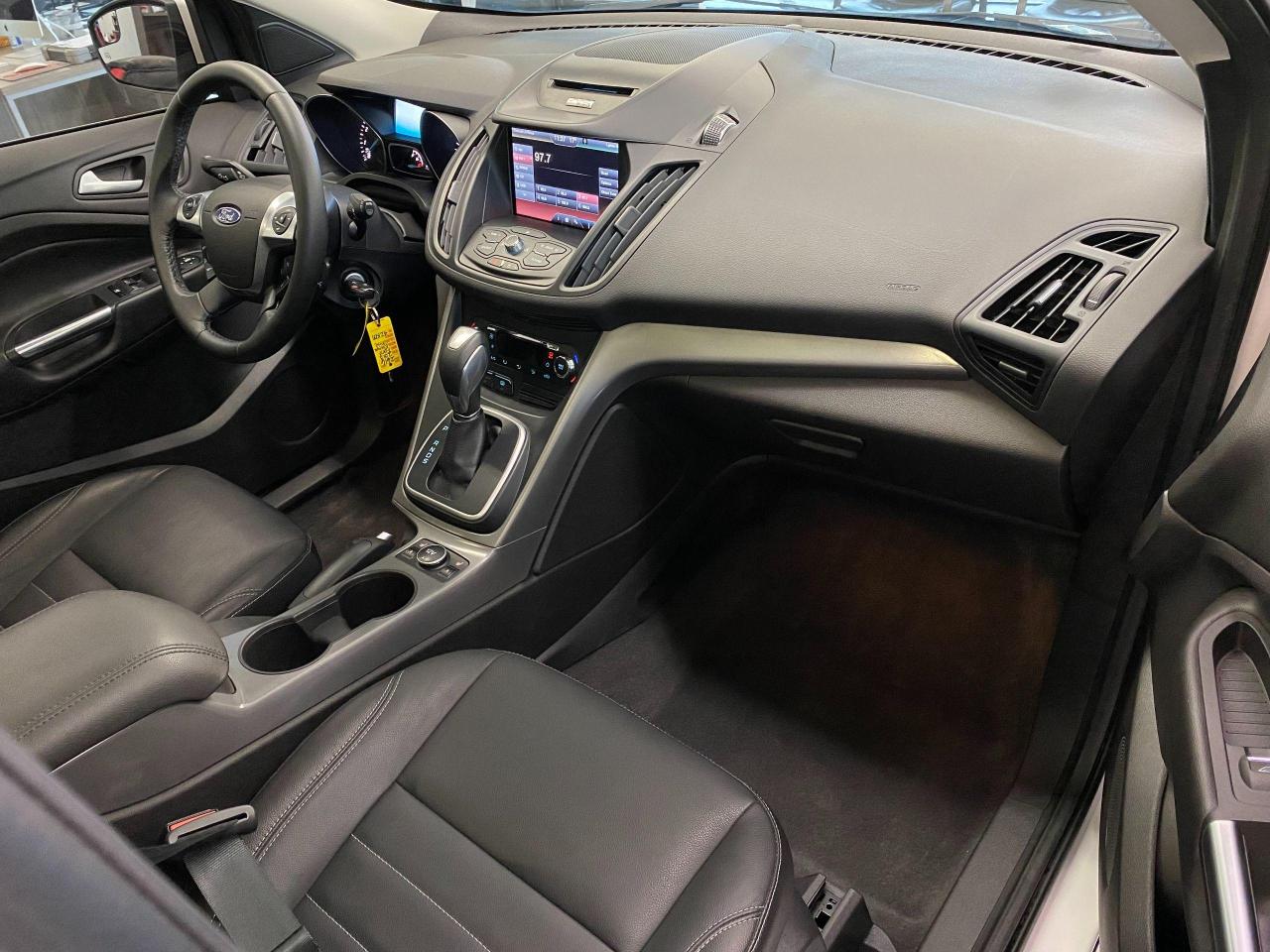 2013 Ford Escape SE+Leather+Roof+GPS+Heated Seats+New Tires+Brakes - Photo #19