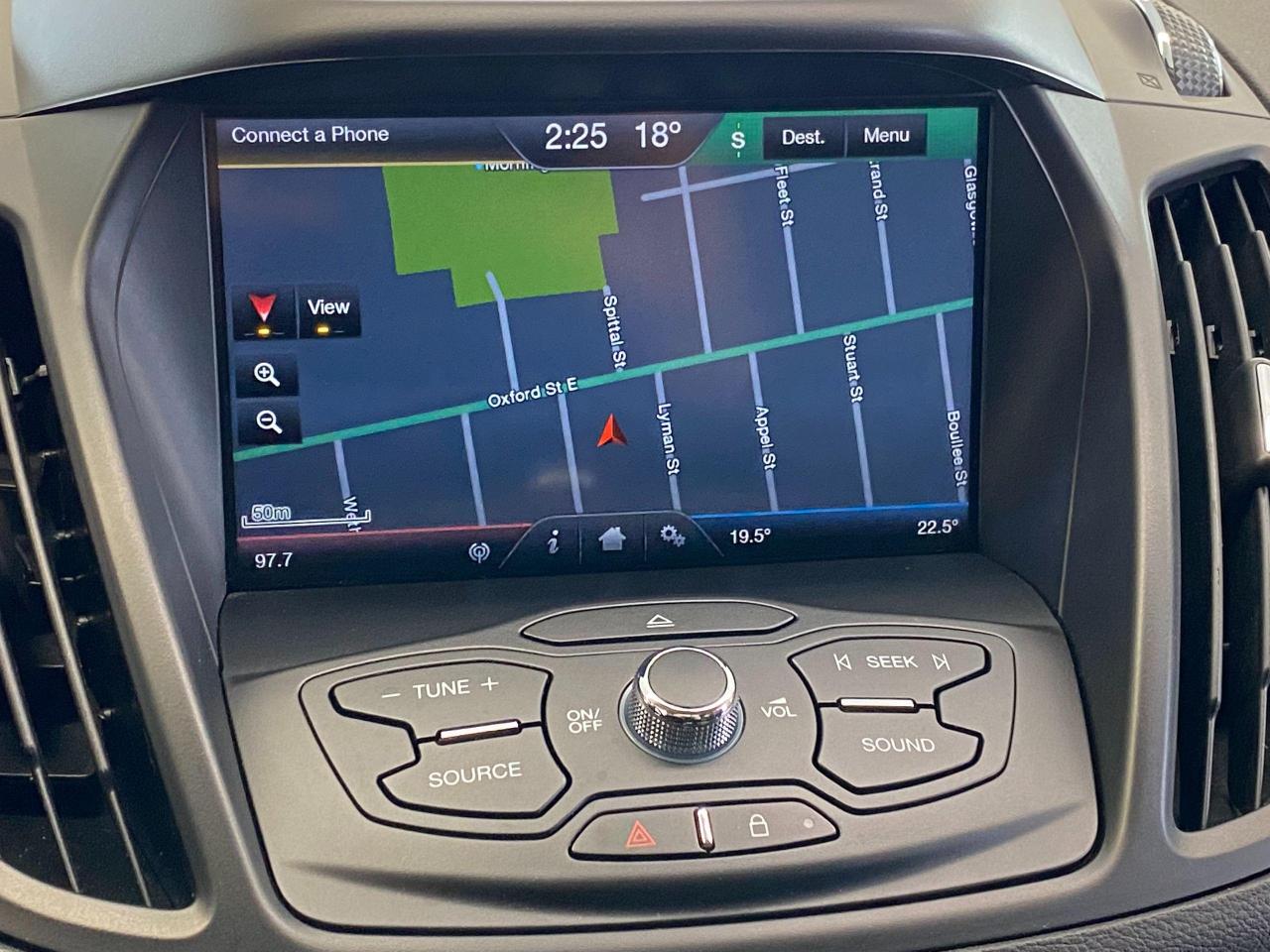 2013 Ford Escape SE+Leather+Roof+GPS+Heated Seats+New Tires+Brakes - Photo #28