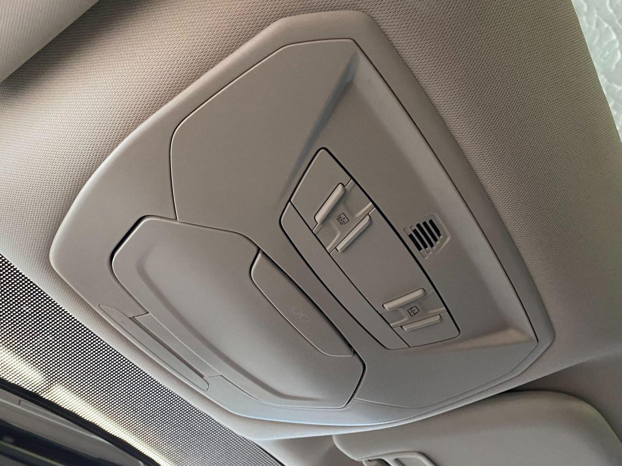 2013 Ford Escape SE+Leather+Roof+GPS+Heated Seats+New Tires+Brakes - Photo #47