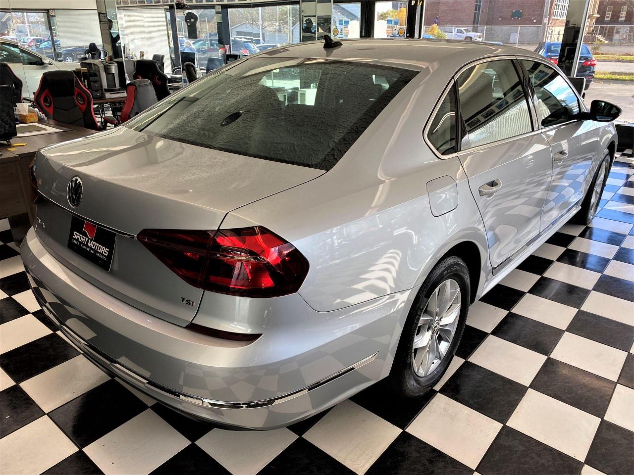 2017 Volkswagen Passat Trendline+ApplePlay+Camera+A/C+CLEAN CARFAX - Photo #4