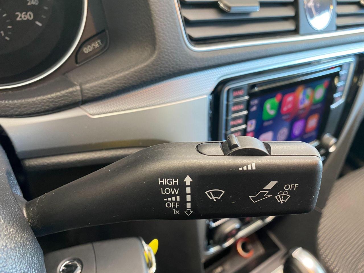 2017 Volkswagen Passat Trendline+ApplePlay+Camera+A/C+CLEAN CARFAX - Photo #52