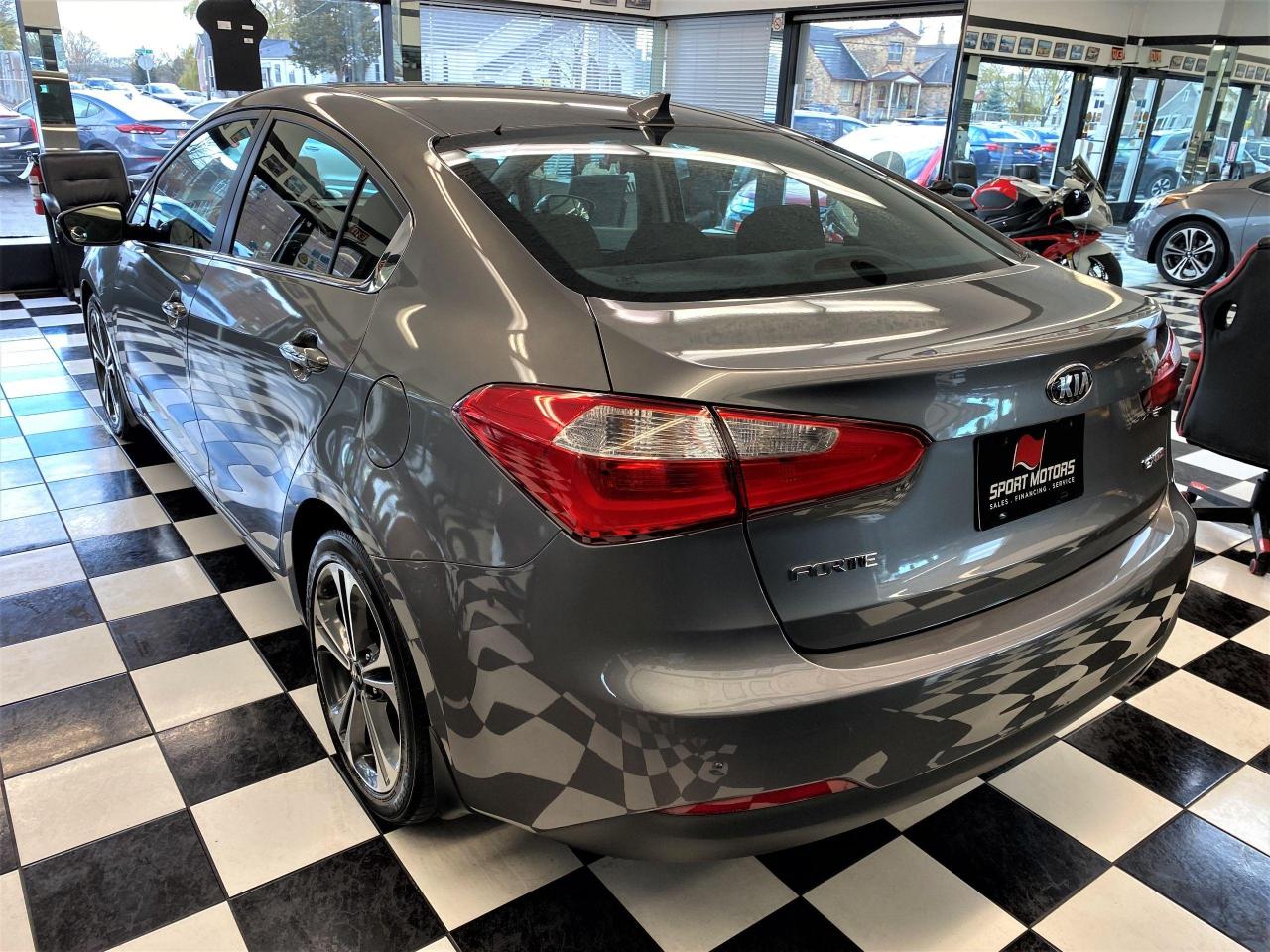 2015 Kia Forte EX+Camera+Heated Seats+A/C+CLEAN CARFAX - Photo #2