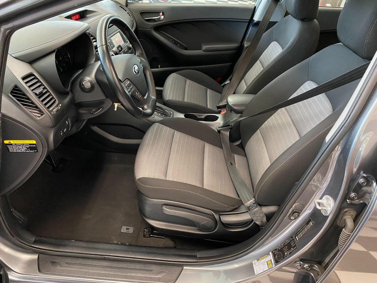 2015 Kia Forte EX+Camera+Heated Seats+A/C+CLEAN CARFAX - Photo #19