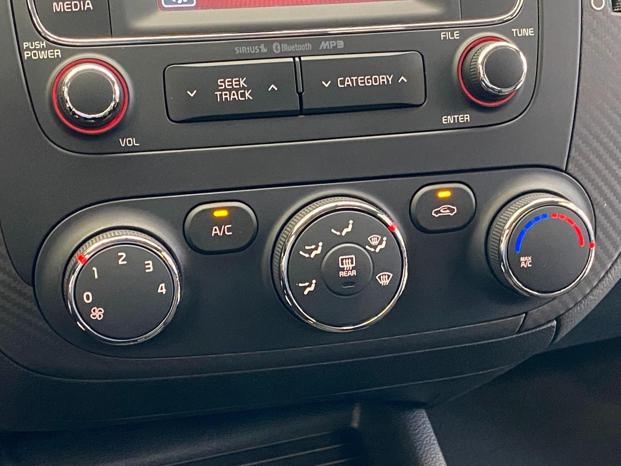 2015 Kia Forte EX+Camera+Heated Seats+A/C+CLEAN CARFAX - Photo #36