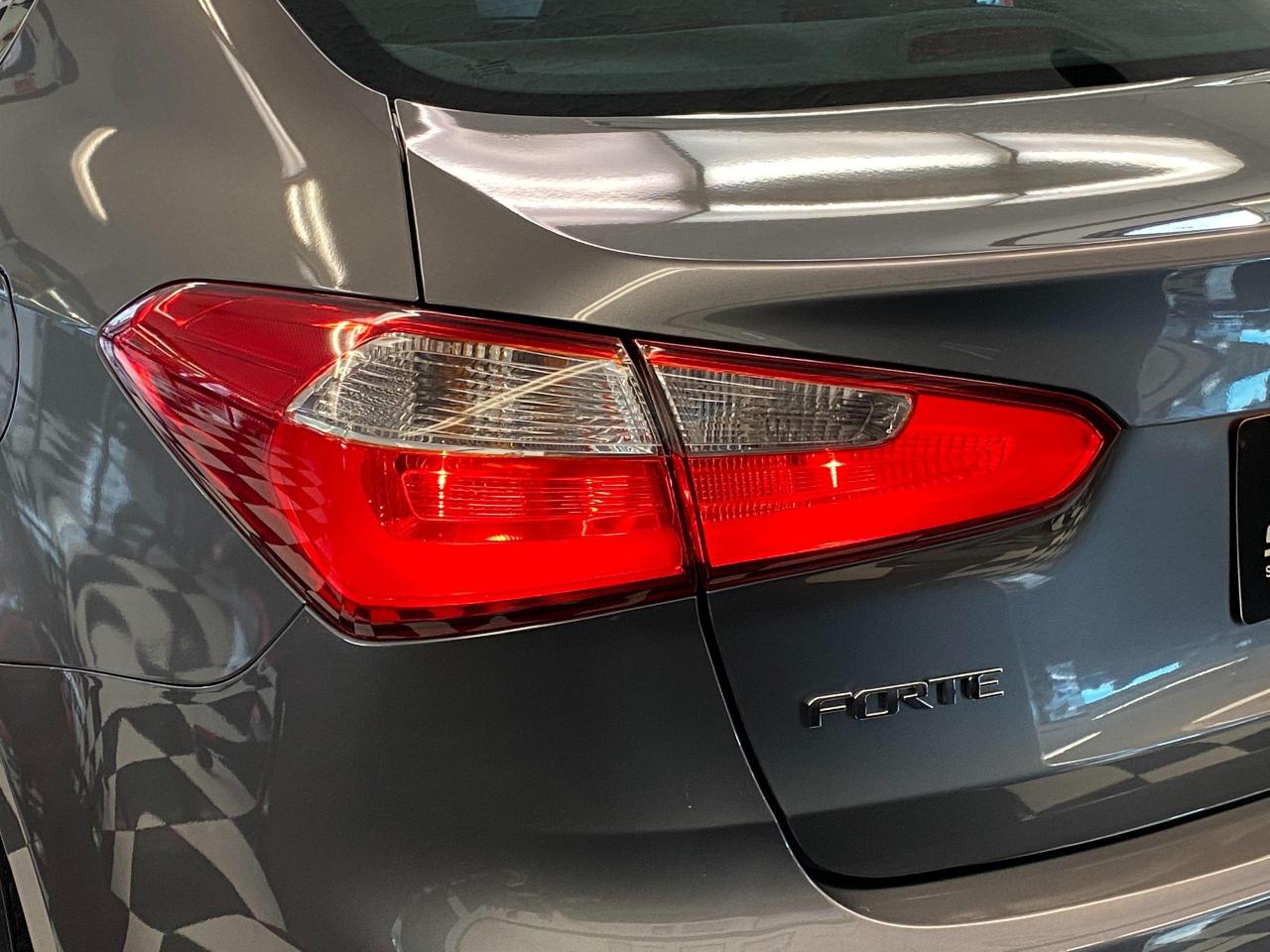 2015 Kia Forte EX+Camera+Heated Seats+A/C+CLEAN CARFAX - Photo #65