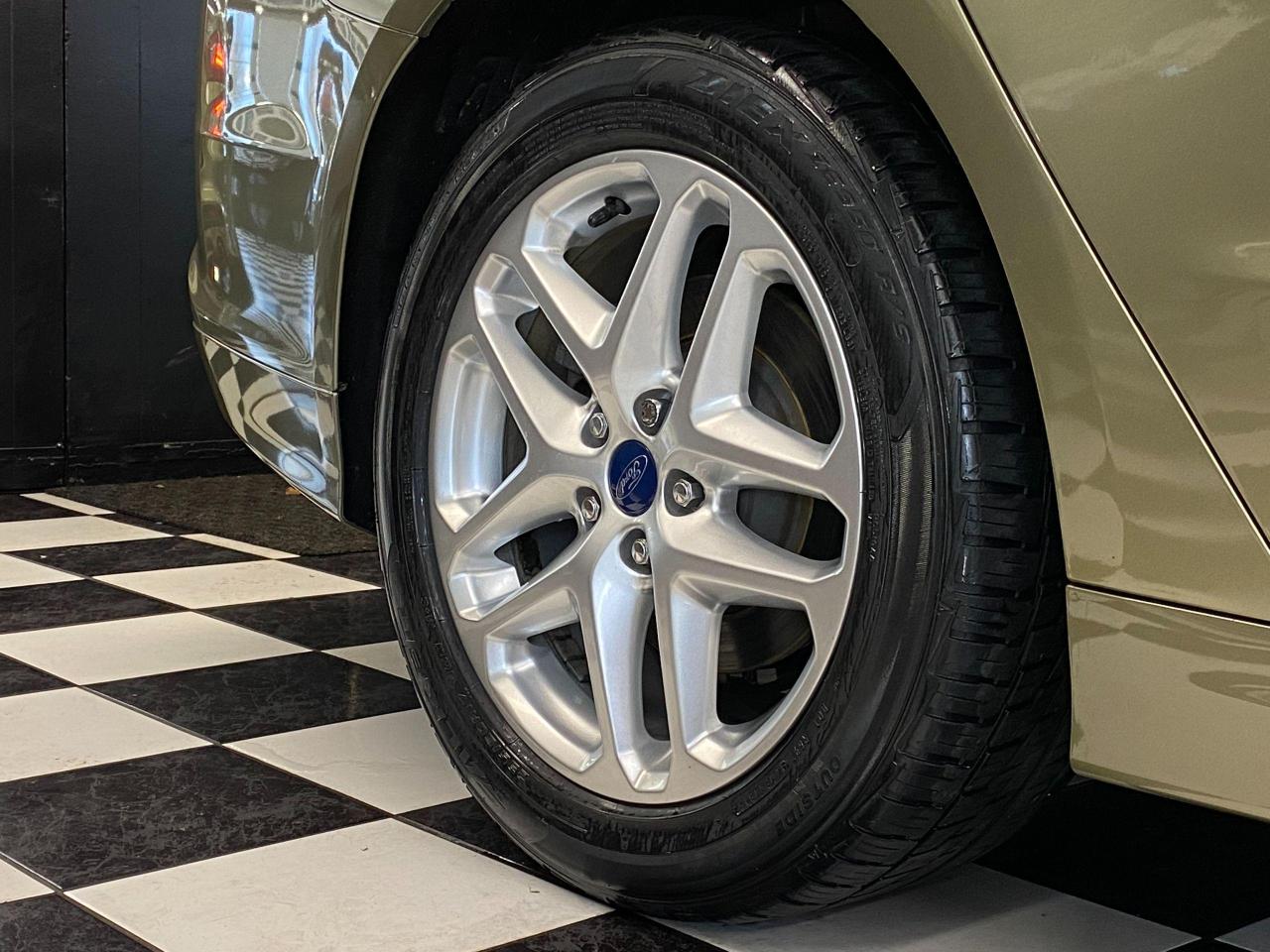 2013 Ford Fusion SE+Bluetooth+Sunroof+Heated Seats+Cruise Control Photo122