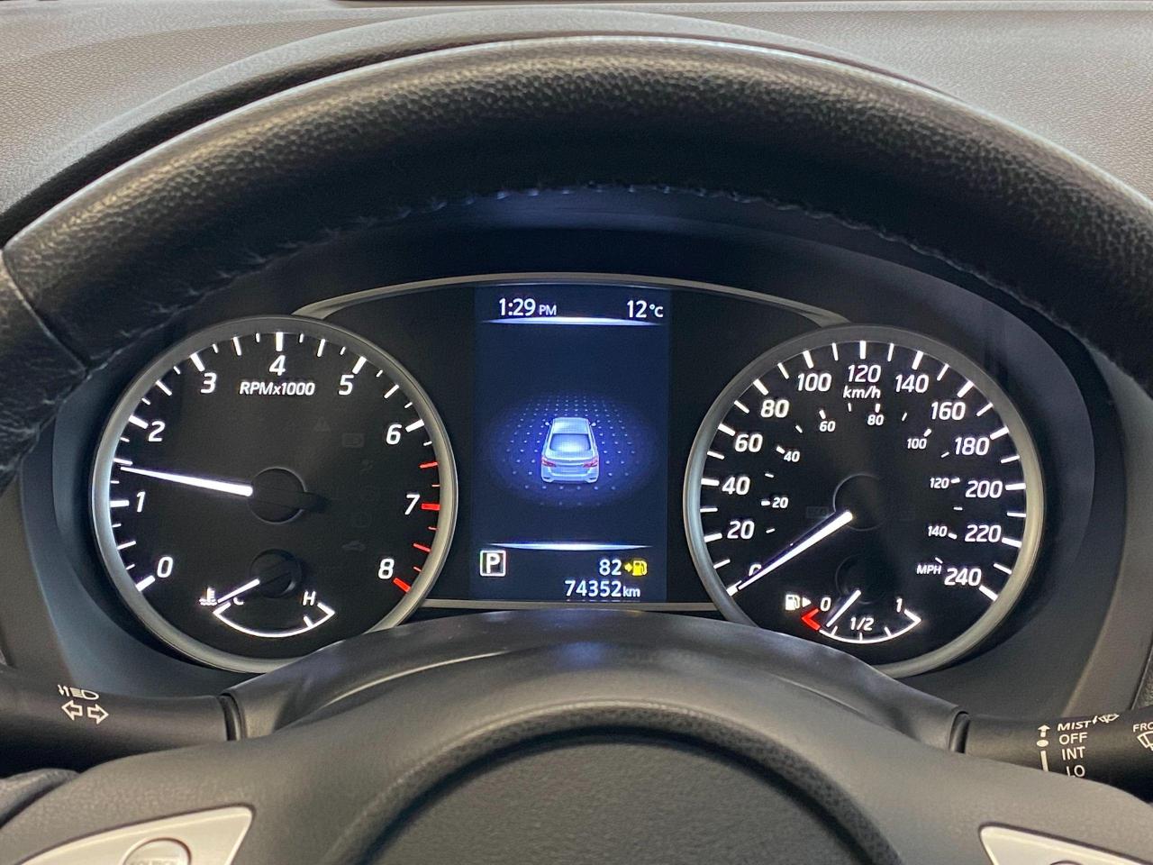 2016 Nissan Sentra SV+Camera+Heated Seats+Cruise+CLEAN CARFAX - Photo #16