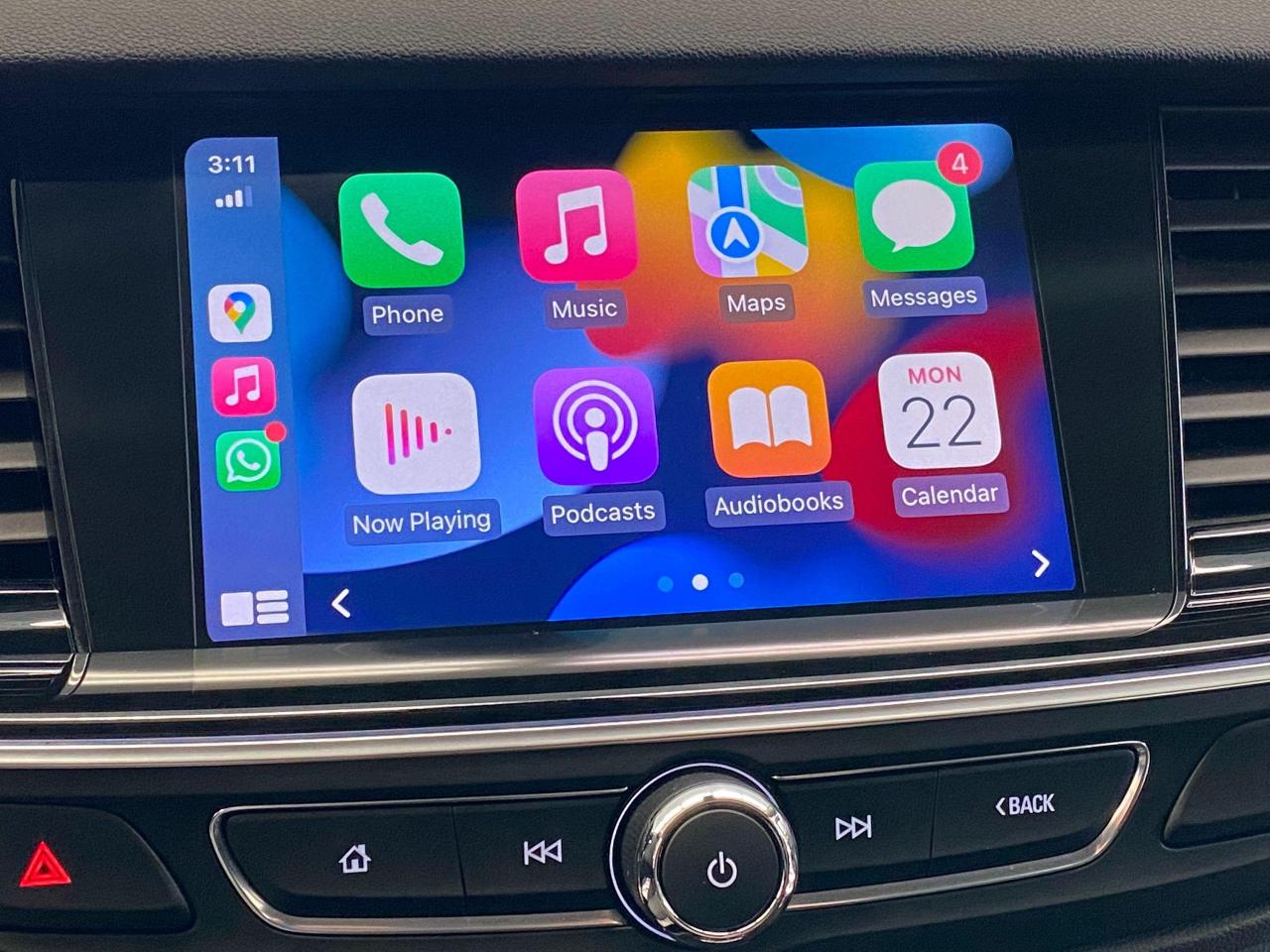 2019 Buick Regal Preferred II+ApplePlay+HeatedSteering+CLEAN CARFAX Photo102