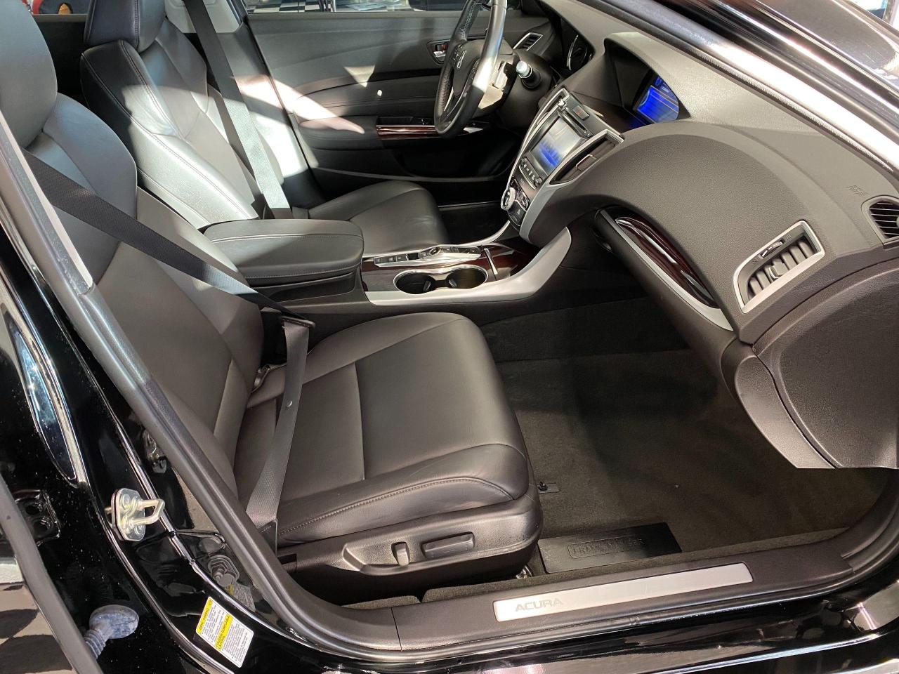 2017 Acura TLX V6 SH-AWD+Leather+Camera+Roof+CLEAN CARFAX - Photo #22
